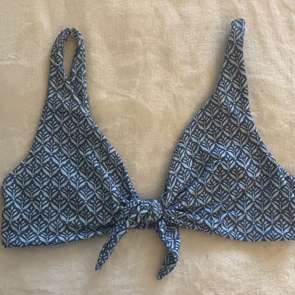 Midori bikini top